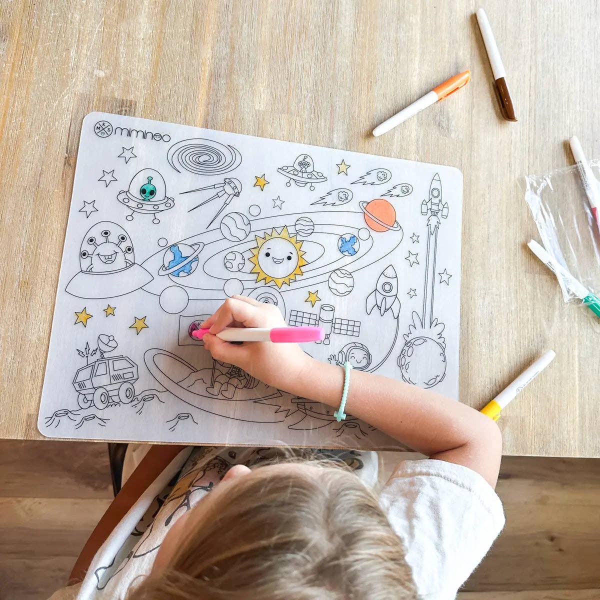Space-Silicone Reusable Coloring Mat & Markers Set
